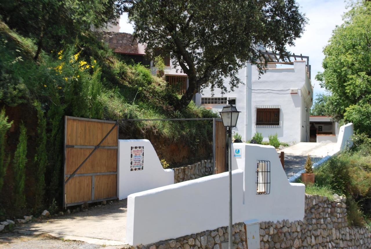 Encinar De Aguas Blancas Guest House Dudar Exterior photo